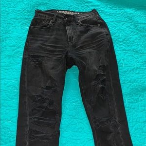 American Eagle Outfitters Distressed Mom Jean